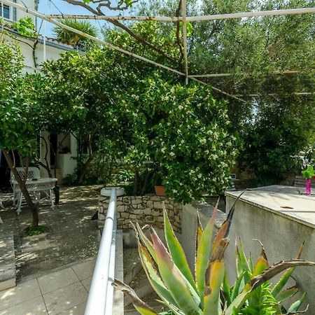 Apartments Doria - 20M From Beach Trogir Ngoại thất bức ảnh