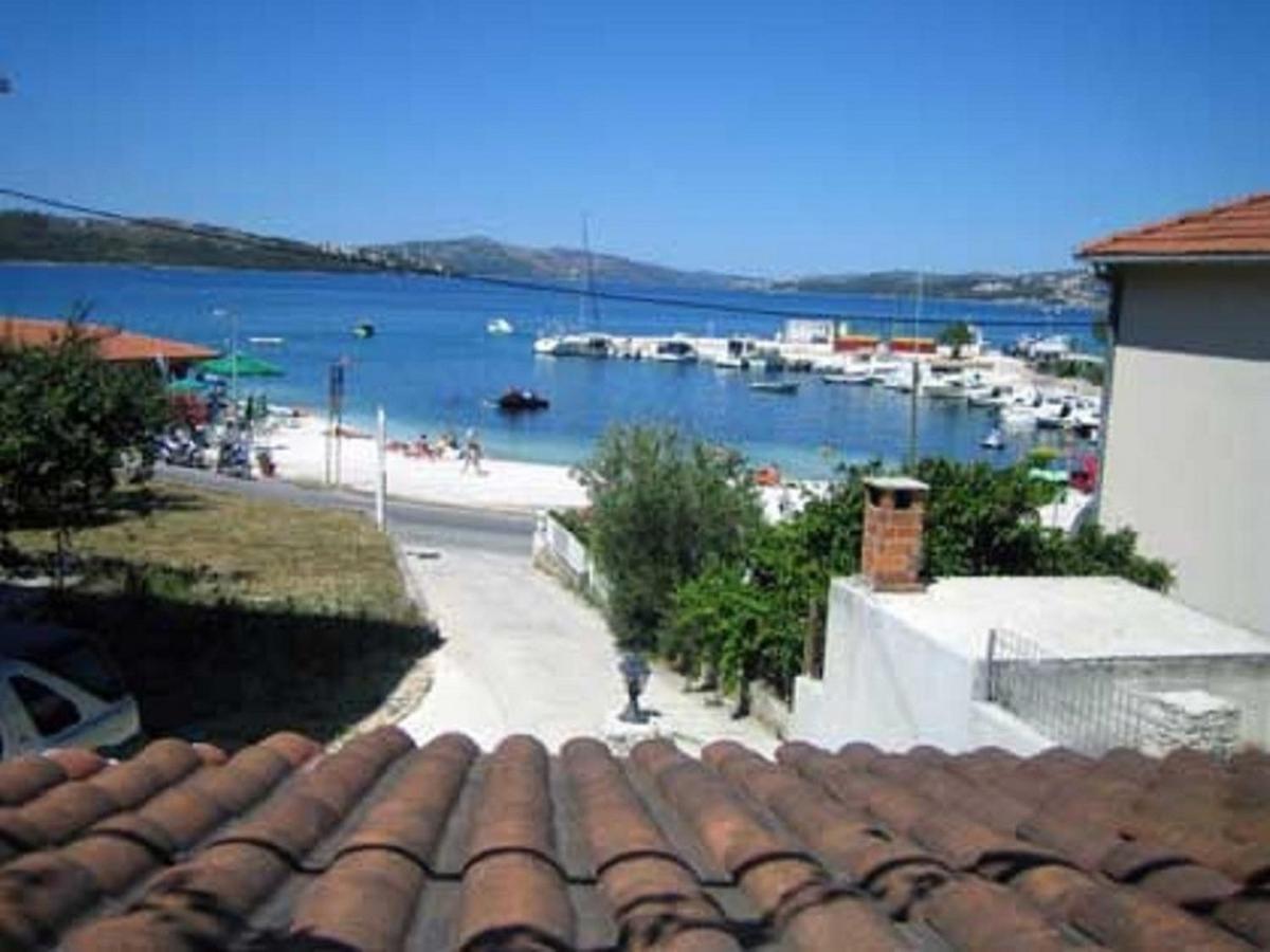 Apartments Doria - 20M From Beach Trogir Ngoại thất bức ảnh