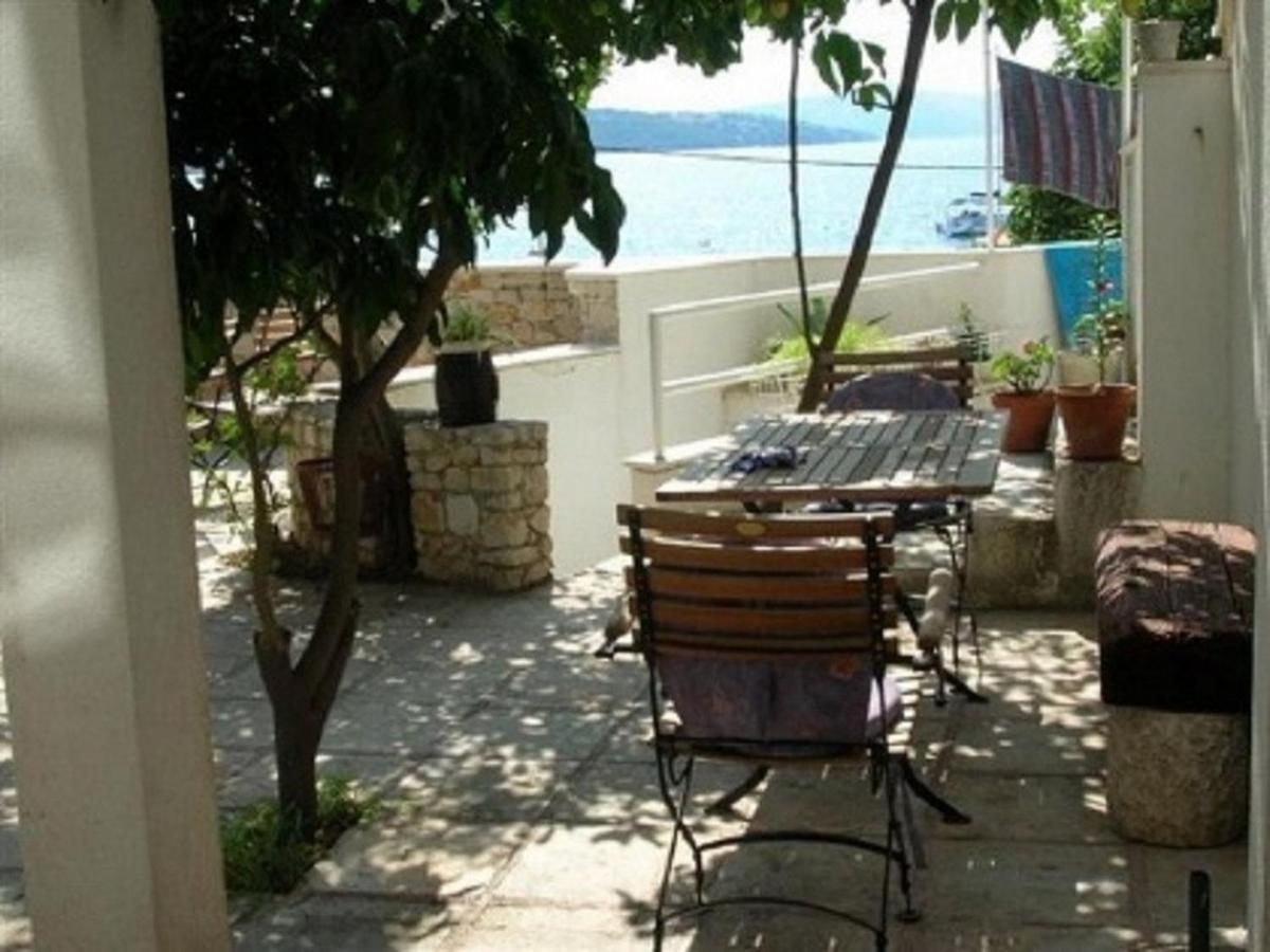 Apartments Doria - 20M From Beach Trogir Ngoại thất bức ảnh